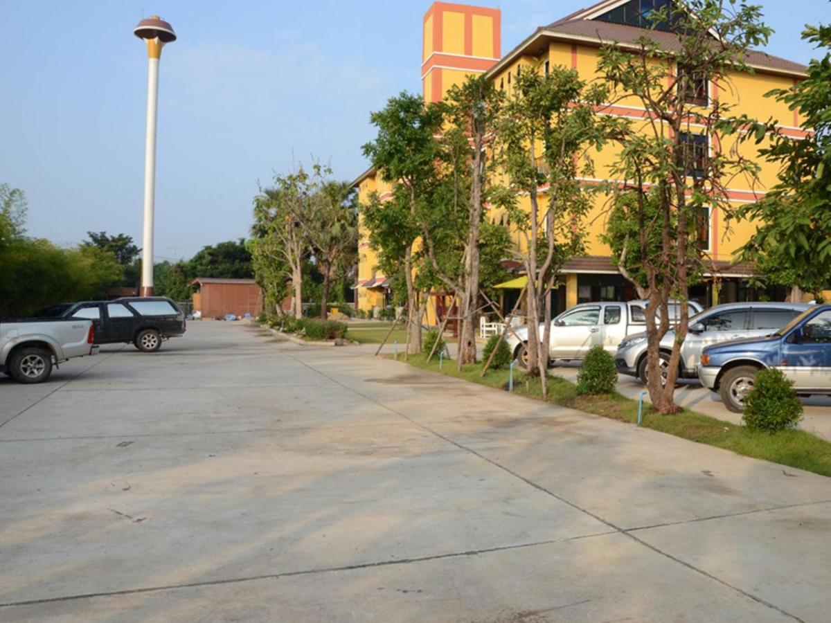 Boonme Heritage Phitsanulok Esterno foto