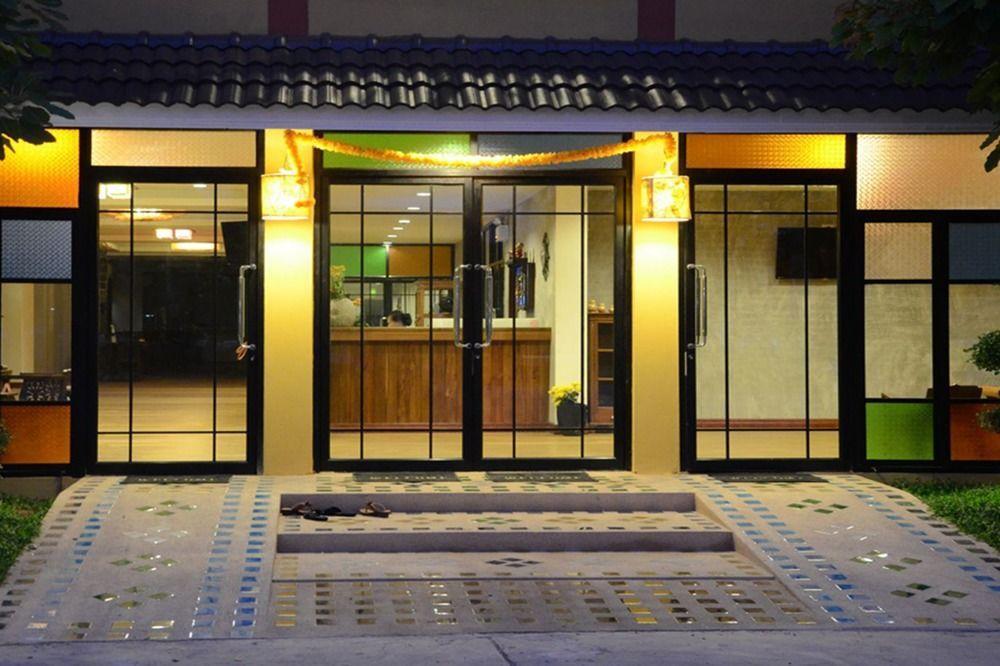 Boonme Heritage Phitsanulok Esterno foto
